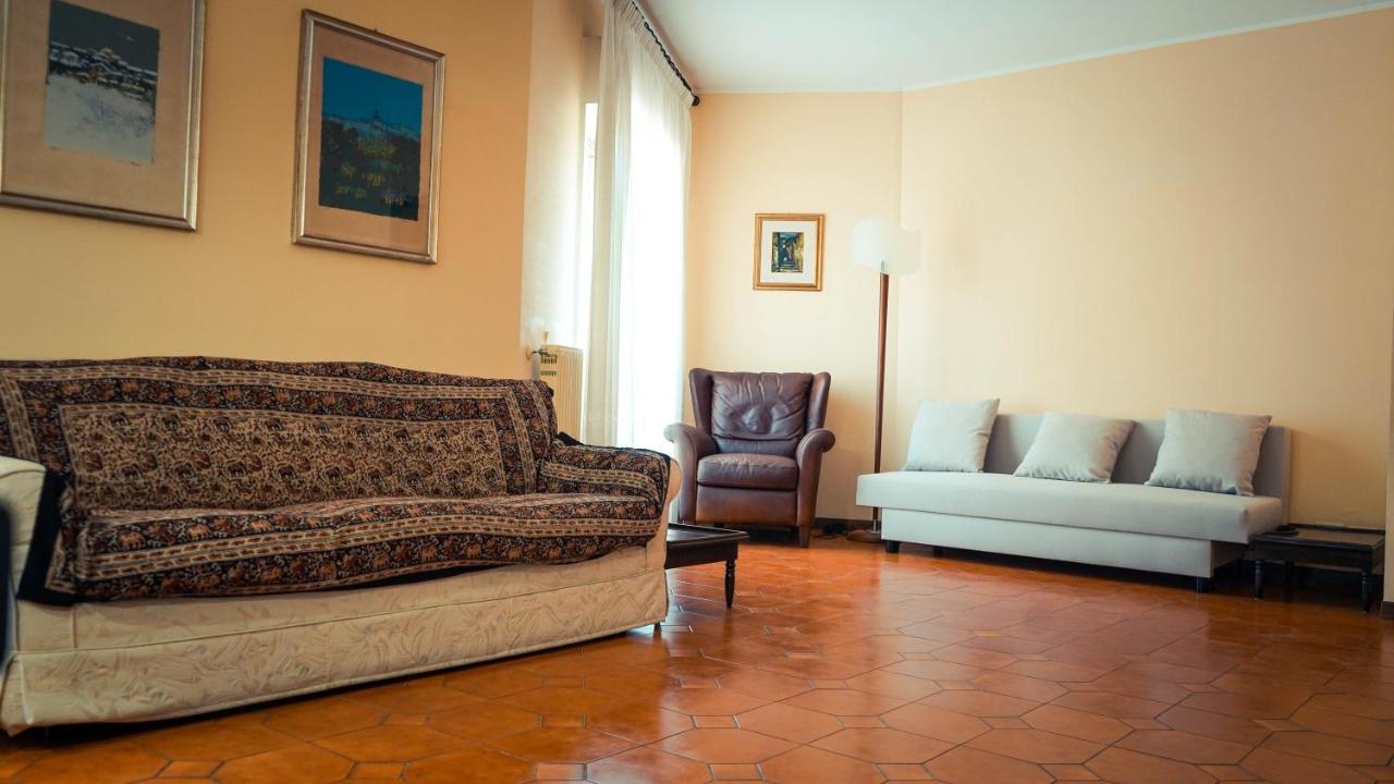 Av Apartment آتْشّي كاستيلّو المظهر الخارجي الصورة